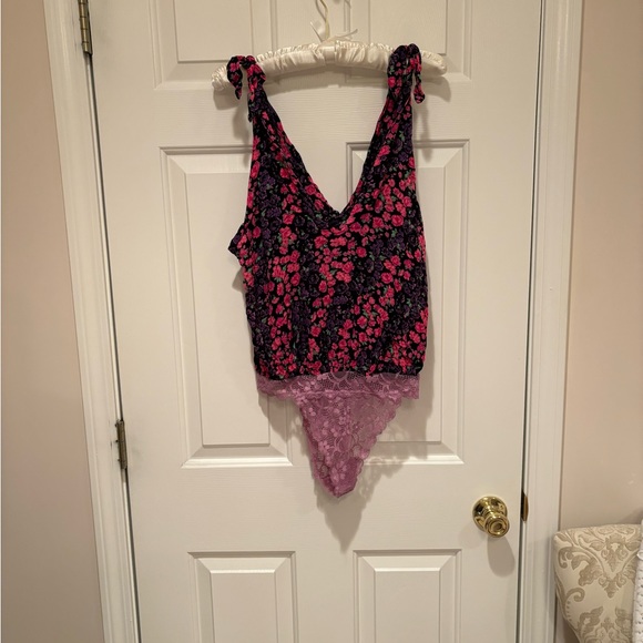 FREE PEOPLE Bare it all bodysuit - Picture 6 of 10